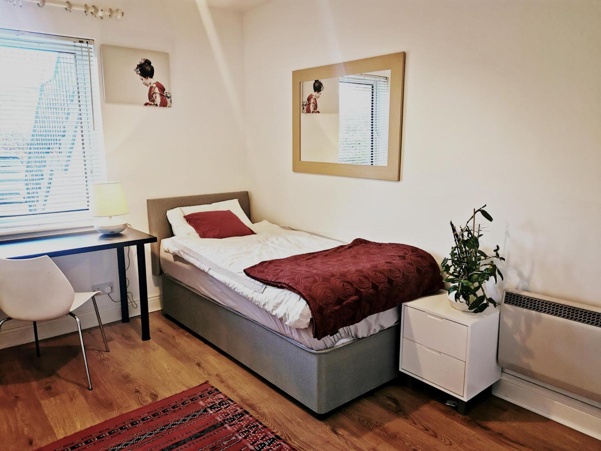 Privatunterkunft Single In Charming With The Terrace And The Cat In Sandymount Dublin